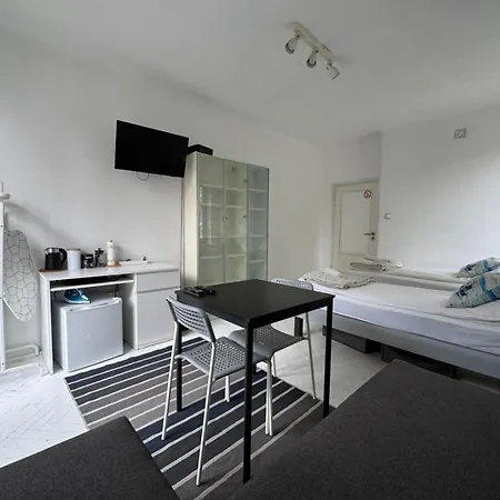 Ogrodowa Apartment *